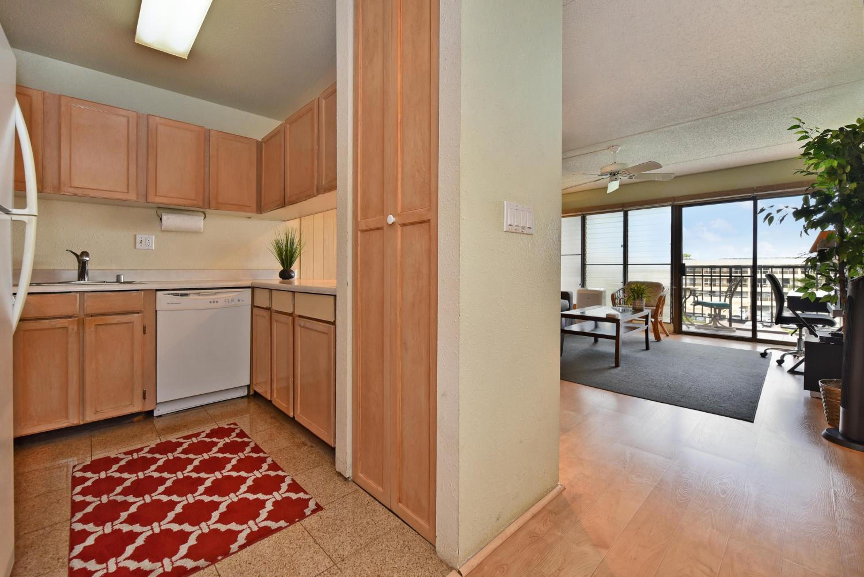 Kihei Akahi C616 · AKH C616 Cozy Condo Near Beach w Ocean View P