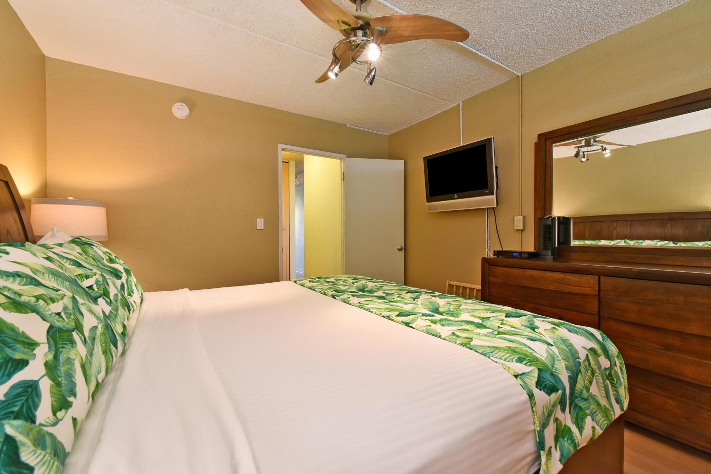 Kihei Akahi C616 · AKH C616 Cozy Condo Near Beach w Ocean View P