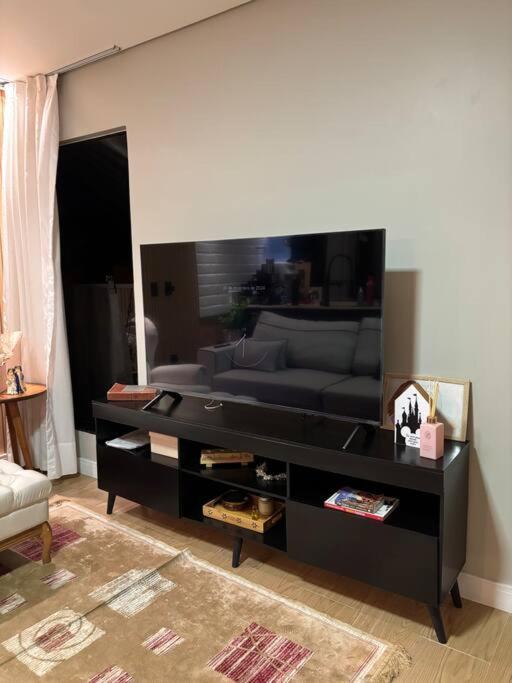 Apartamento na Praia Brava, 150m do mar
