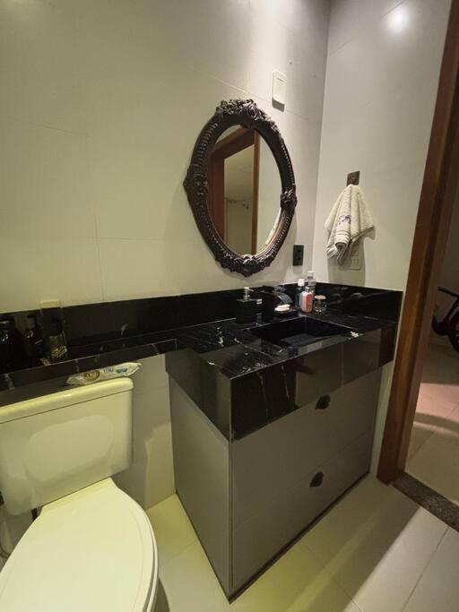 Apartamento na Praia Brava, 150m do mar