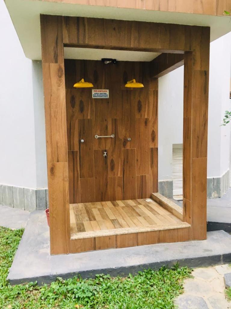 Apartamento incrível em Cabo Frio com localização privilegiada ao lado da praia do forte!