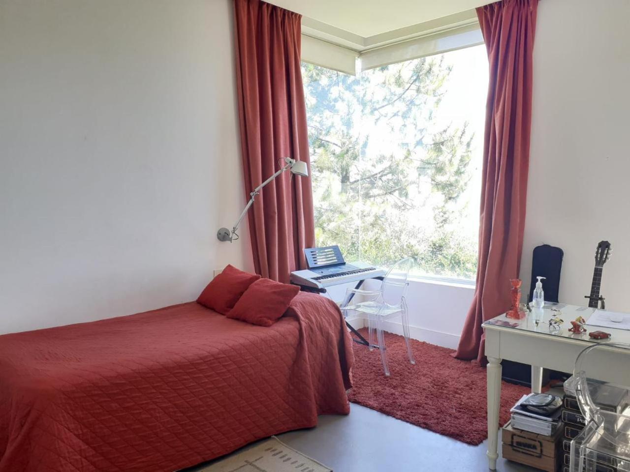 PILAR BARRIO PRIVADO con AMENITIES CASA 6 AMB CON PISCINA