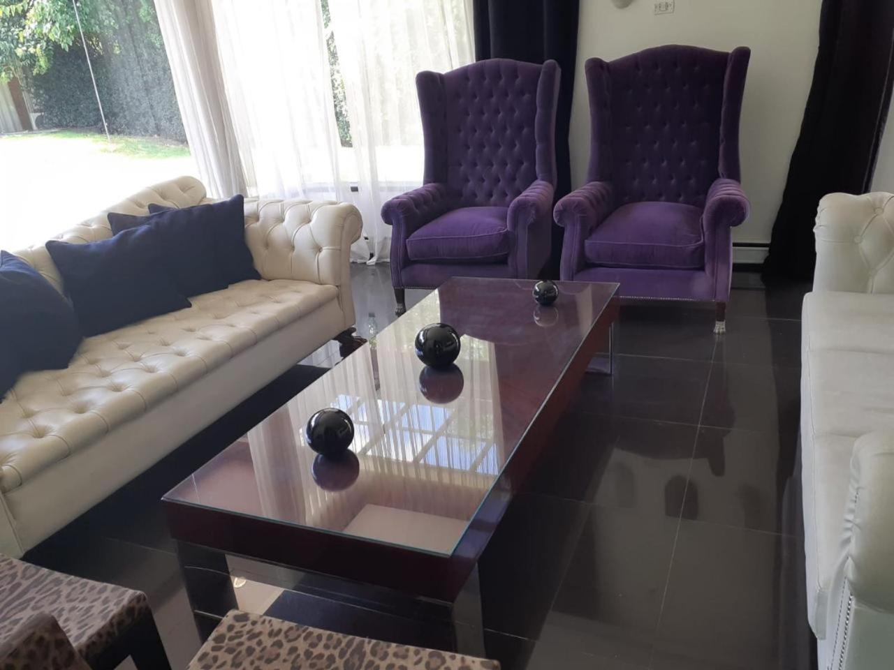 PILAR BARRIO PRIVADO con AMENITIES CASA 6 AMB CON PISCINA