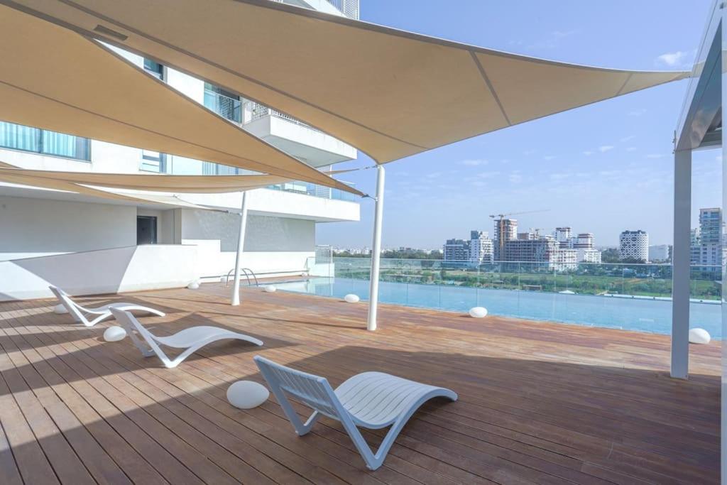 Résidence Luxuria - Rooftop Pool