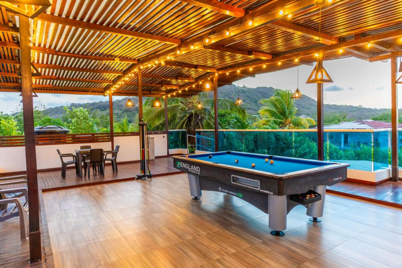 Oasis Luxury