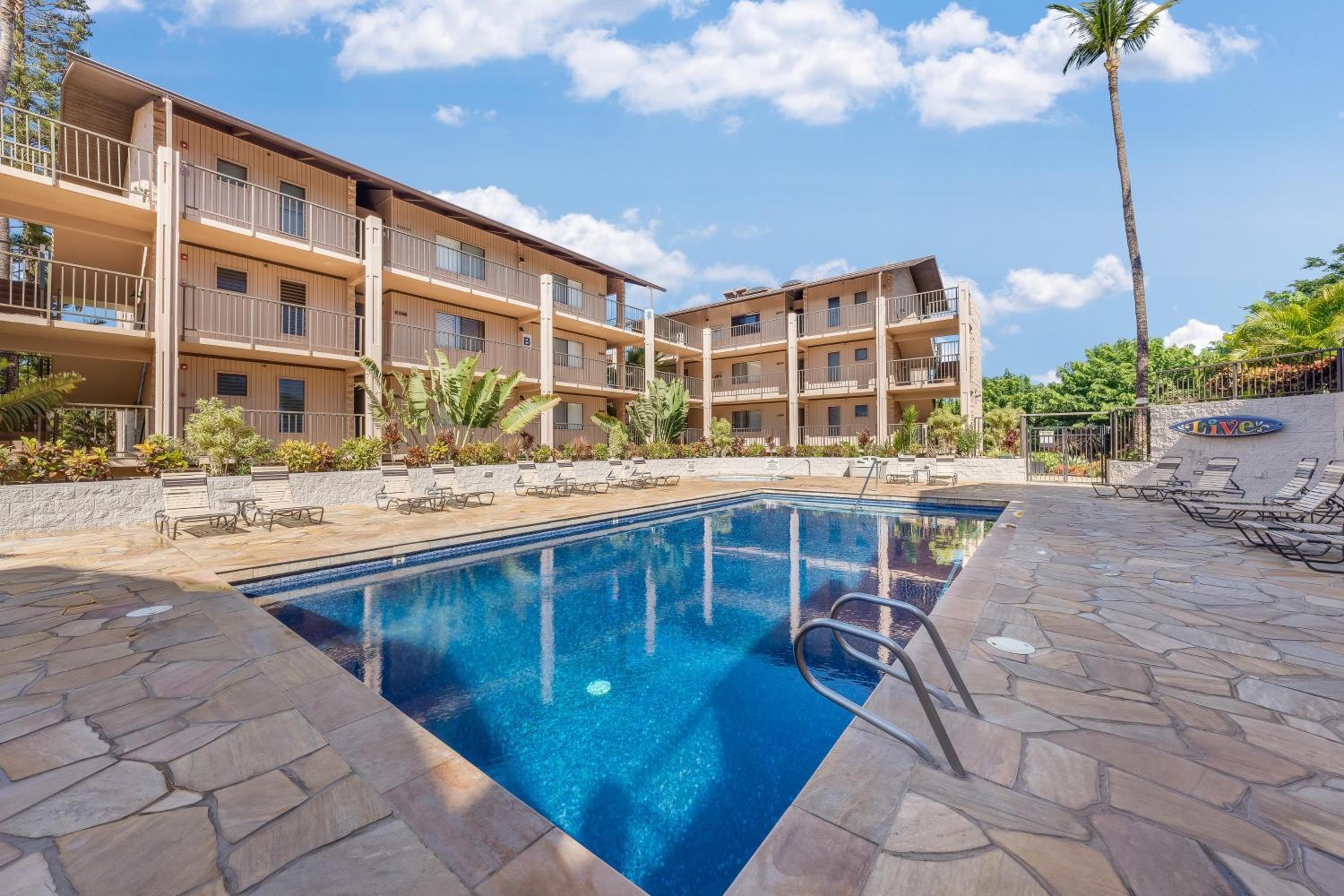 Kihei Alii Kai C405 · KAK C405 Updated 2BD Condo Across Beach w