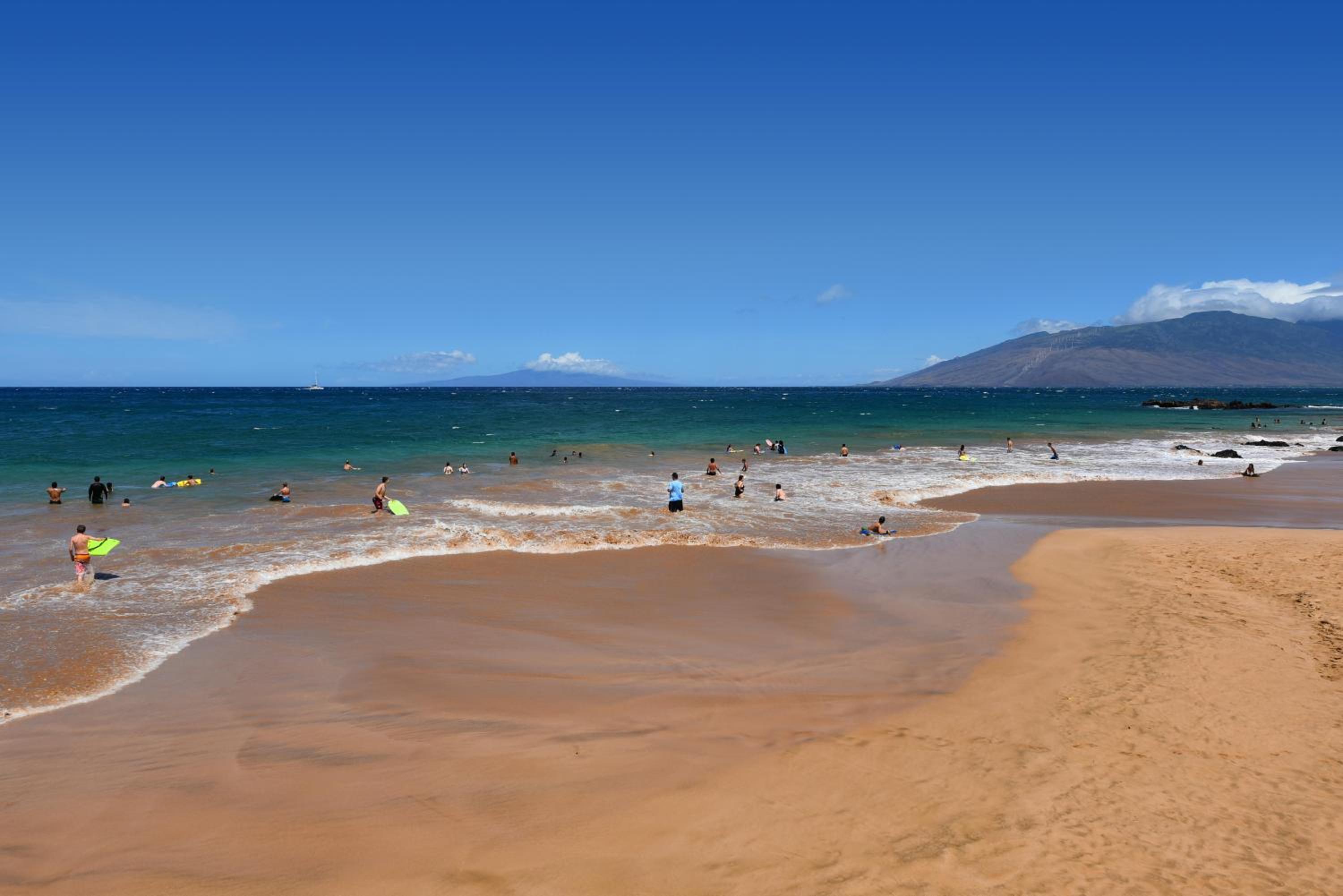 Kihei Alii Kai C405 · KAK C405 Updated 2BD Condo Across Beach w