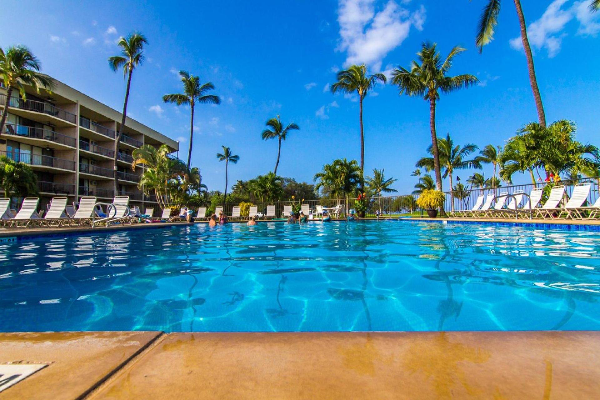 Maui Sunset B402 · MSNB402 OceanFront 1Bedroom Getaway w Pool