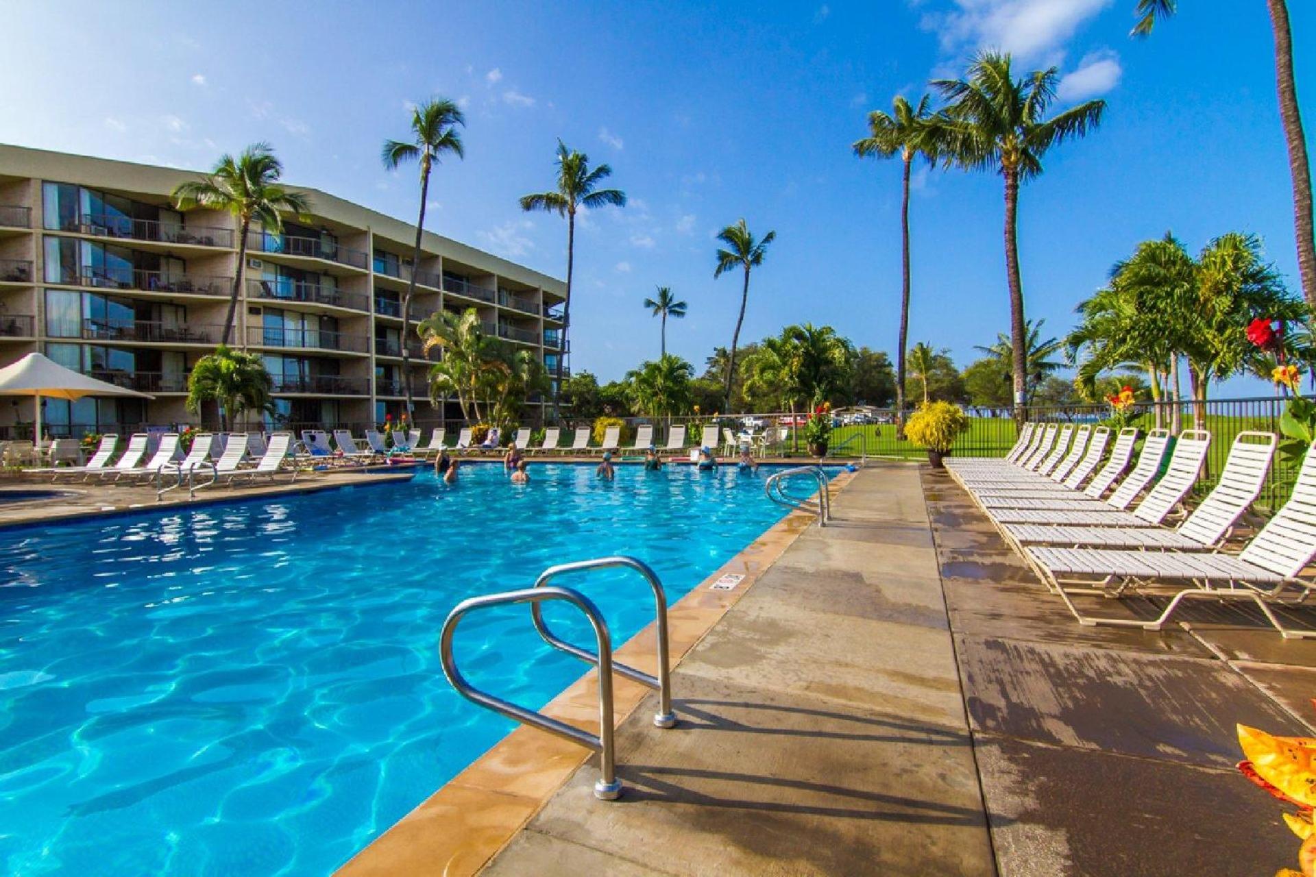 Maui Sunset B402 · MSNB402 OceanFront 1Bedroom Getaway w Pool