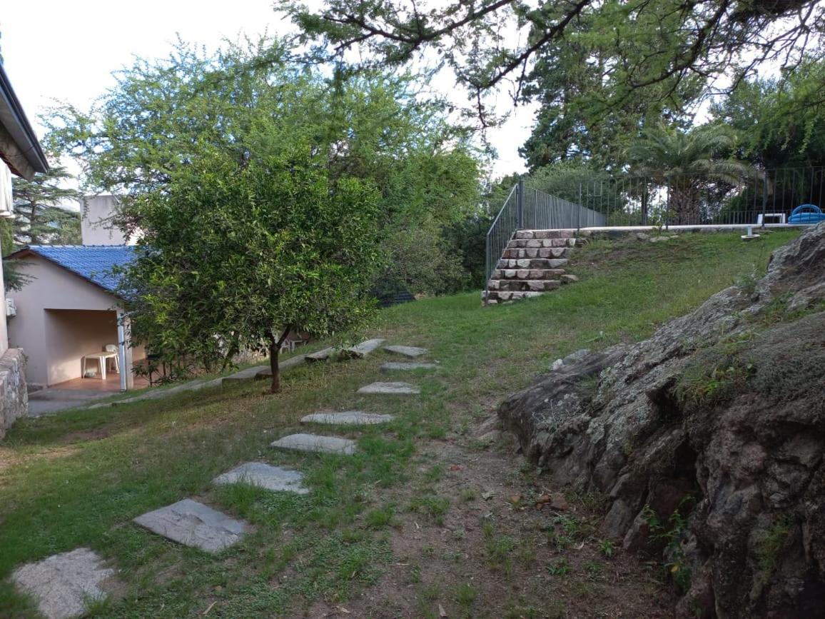 Los Pinos Aires del Lago