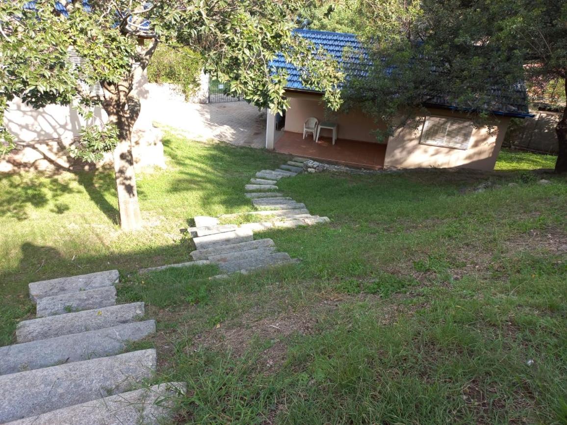 Los Pinos Aires del Lago