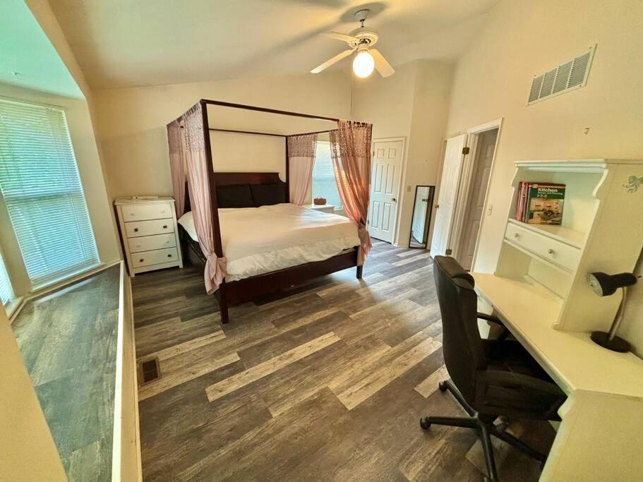 The Olive Branch - Stylish Oasis for 11 view 3