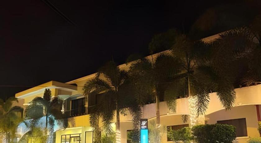Bayfront Hotel Subic