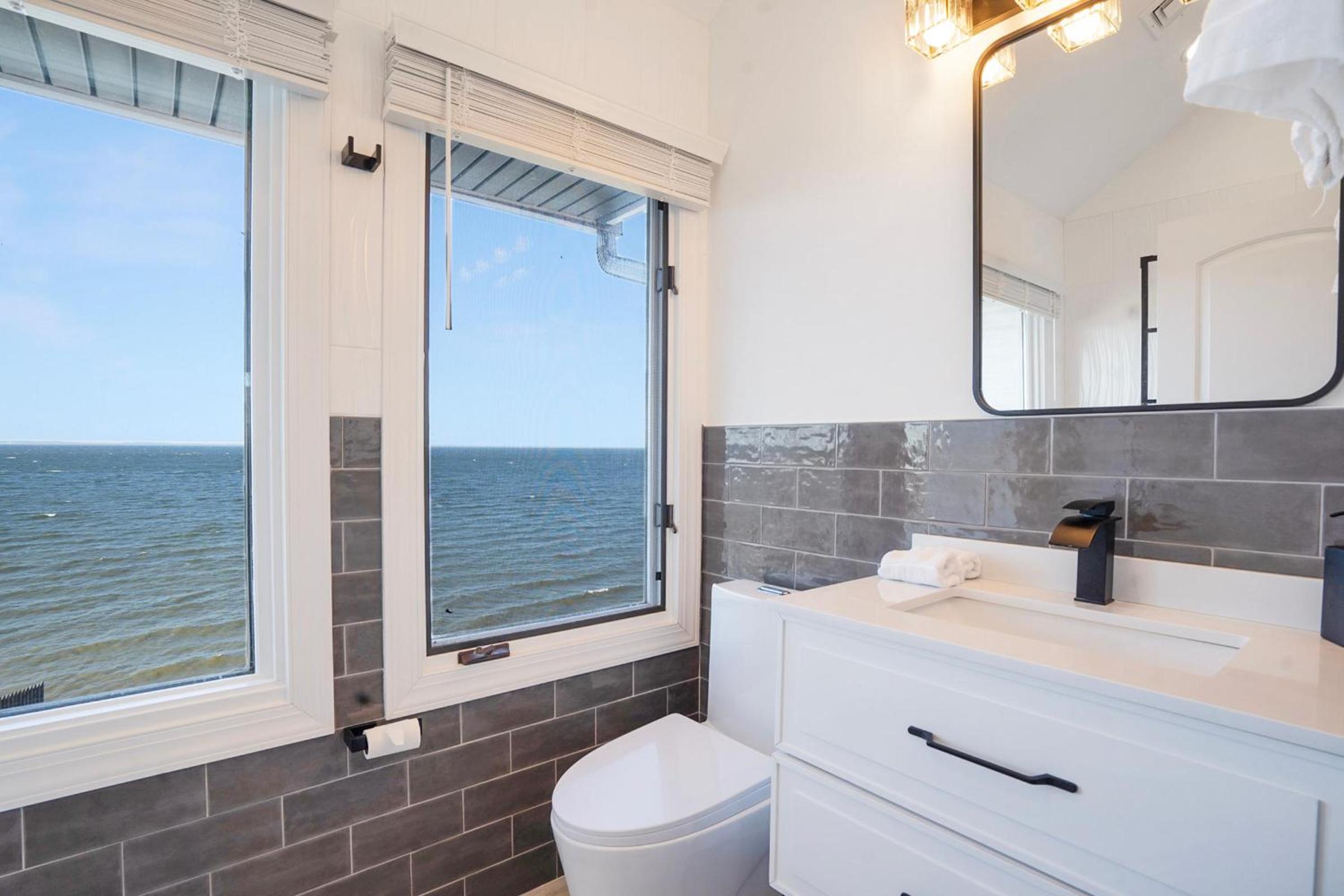 Coastal Retreat: Waterfront, Deck, Awesome Views view 3
