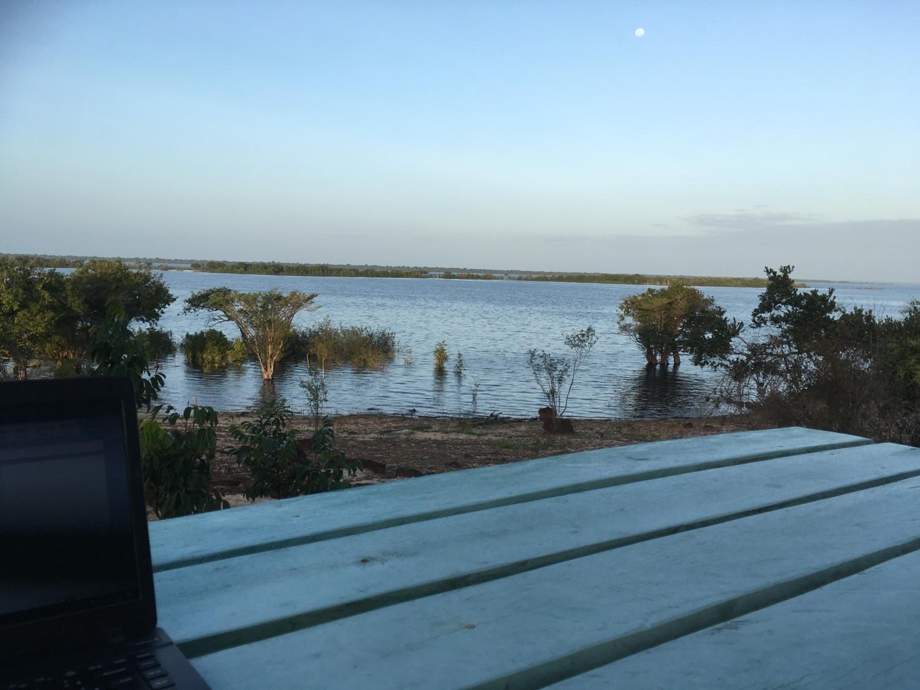 Premium Amazon Jungle Lodge