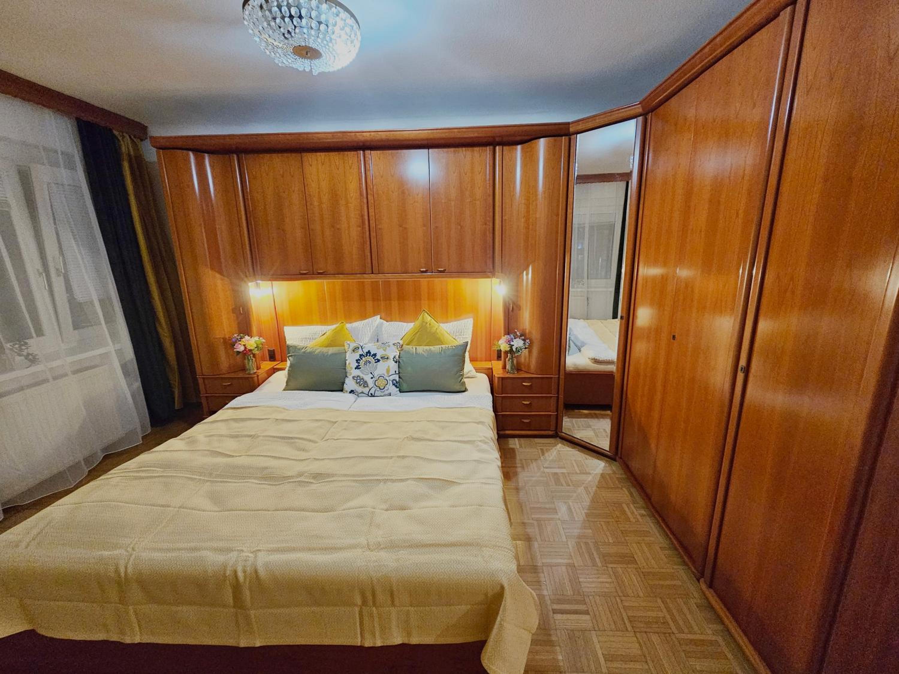 3 Room Apartment 1 minute from U-bahn U4