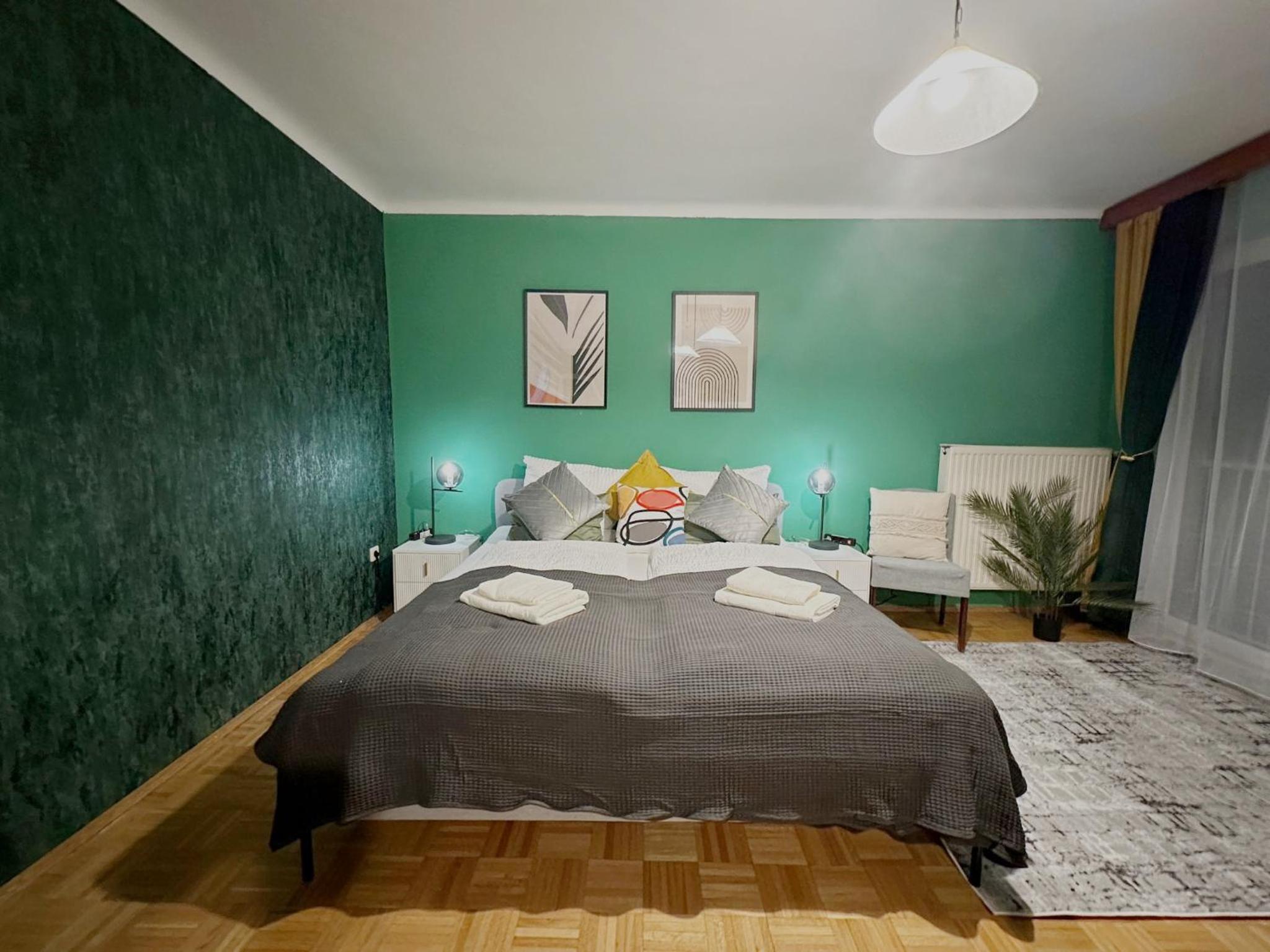 3 Room Apartment 1 minute from U-bahn U4