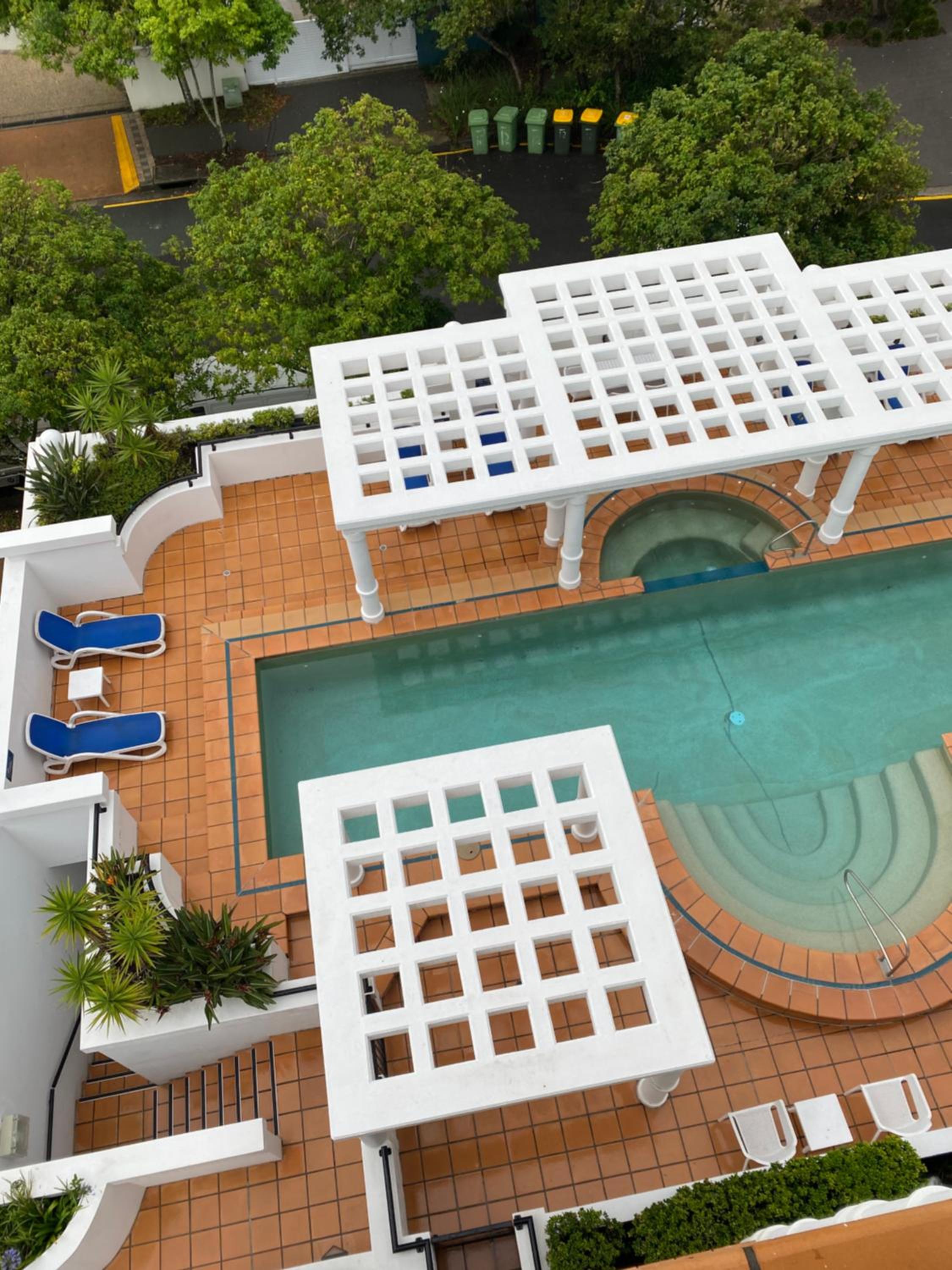 At The Beach Mooloolaba, Private Rooftop With Spa, 50m to Beach, Surfclub and Esplanade