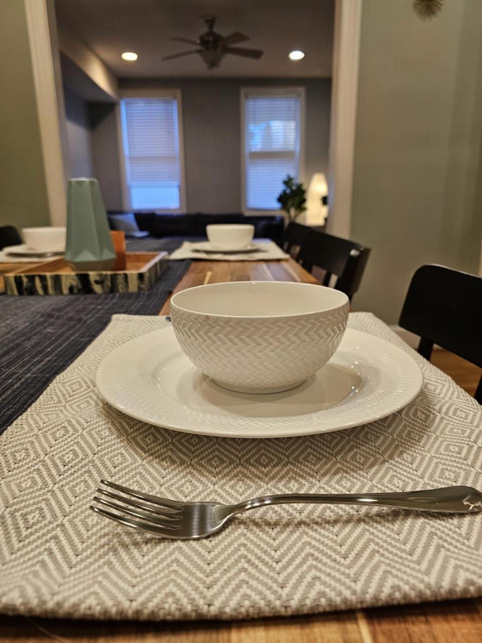 Washington DC Vacations - Peaceful 3 BR with Parking, Family Friendly near MedStar - Property Image 2