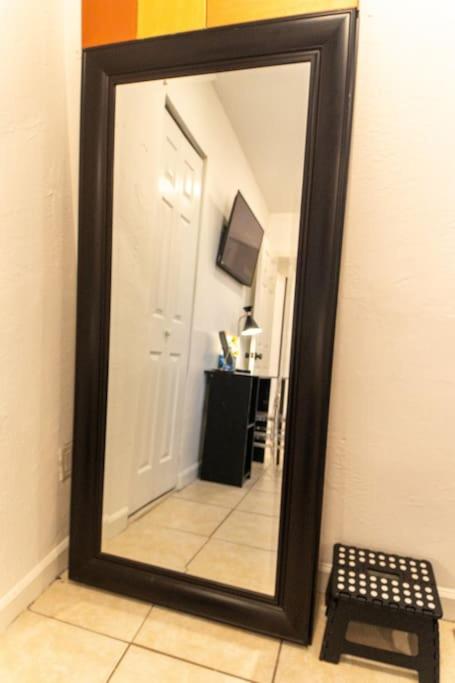Queens Cozy Condo Near Downtown Airport