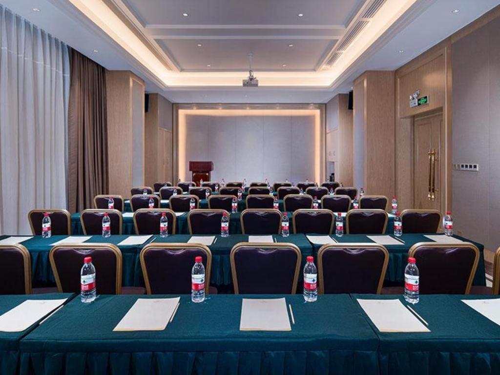 Vienna Hotel Guangdong Shaoguan Shaonan Avenue