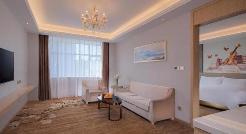 Vienna Hotel Guangdong Shaoguan Shaonan Avenue