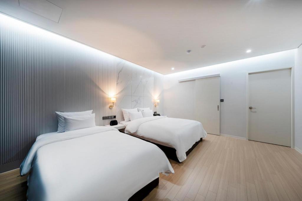 Brown dot hotel Gwangju Sangmu