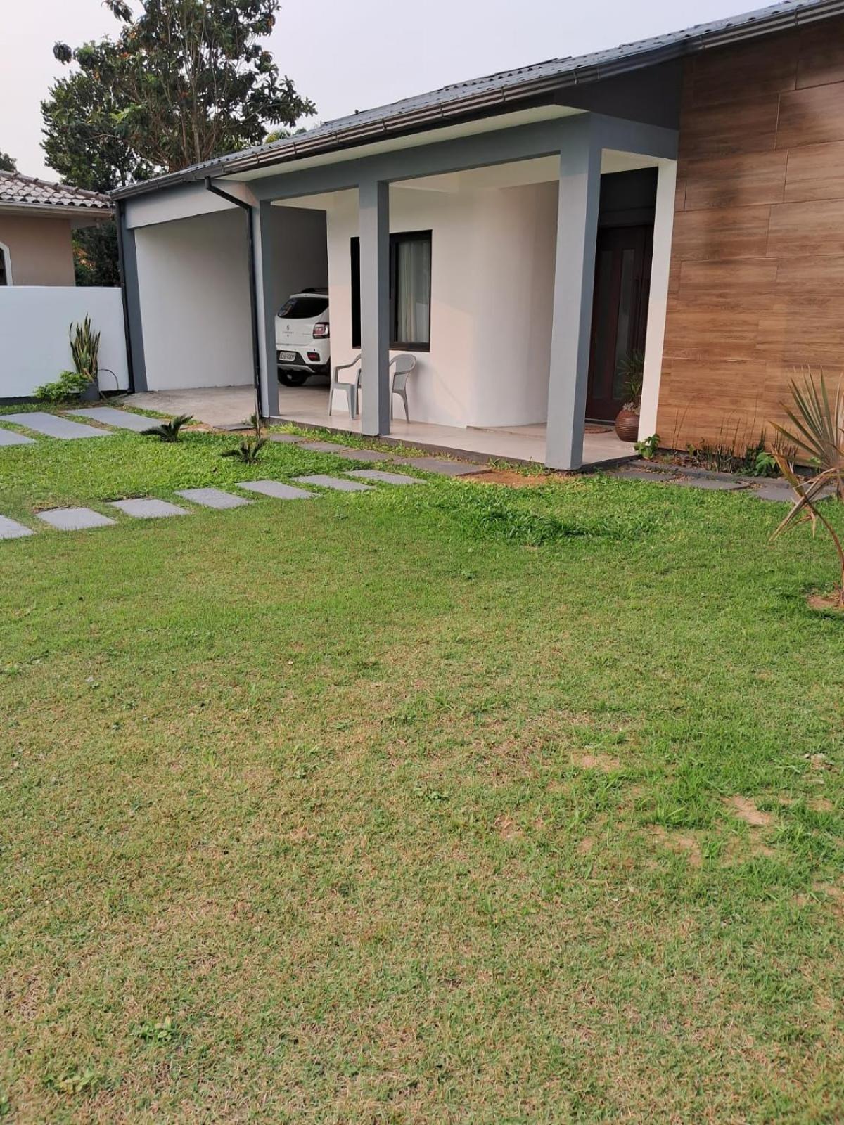 Casa com piscina no Campeche