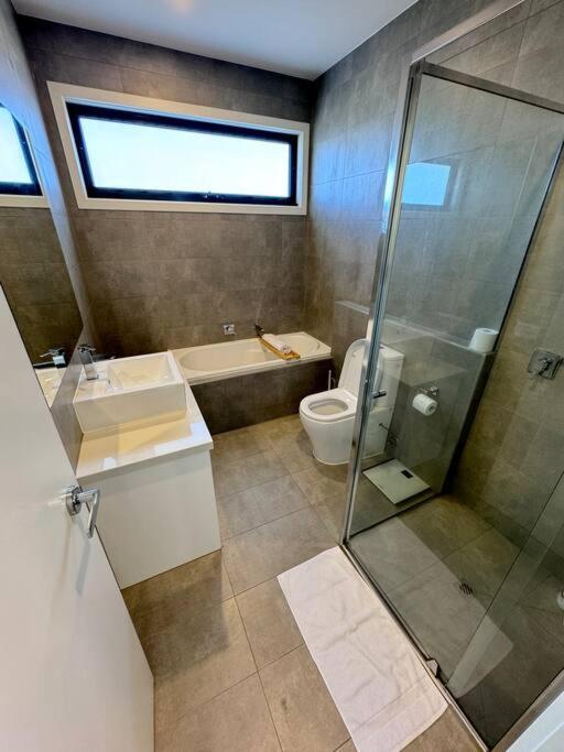 New house near Monash Hospital, just a 3-min walk