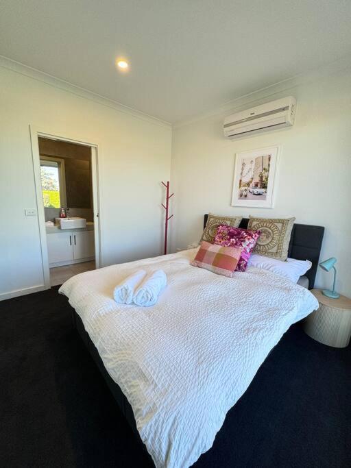 New house near Monash Hospital, just a 3-min walk