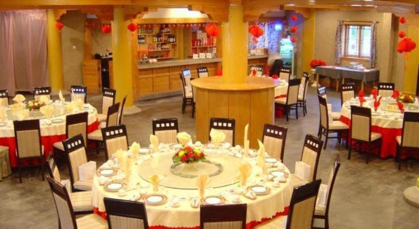 The Silk Road Dunhuang Hotel