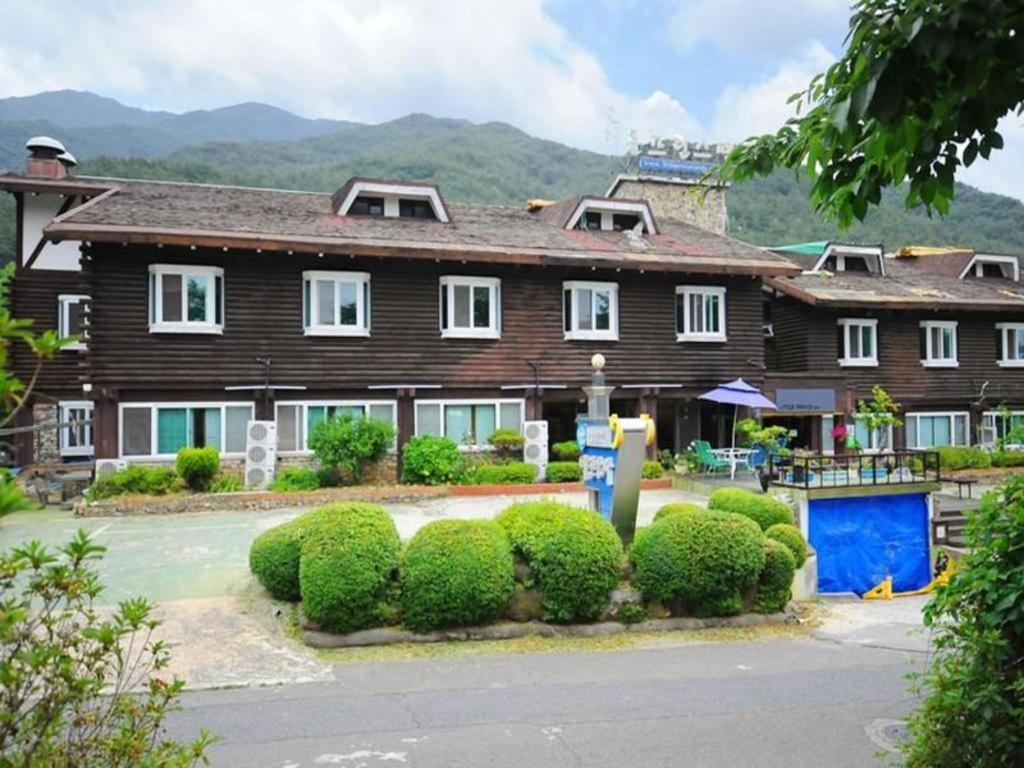 Goodstay Jirisan Little Prince Pension