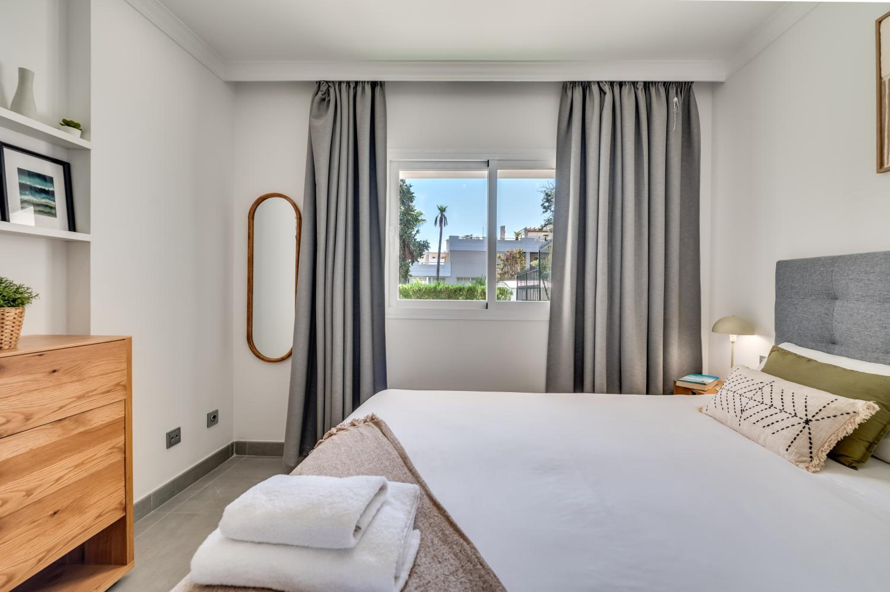 Calma House Aloha Gardens Marbella by VPS