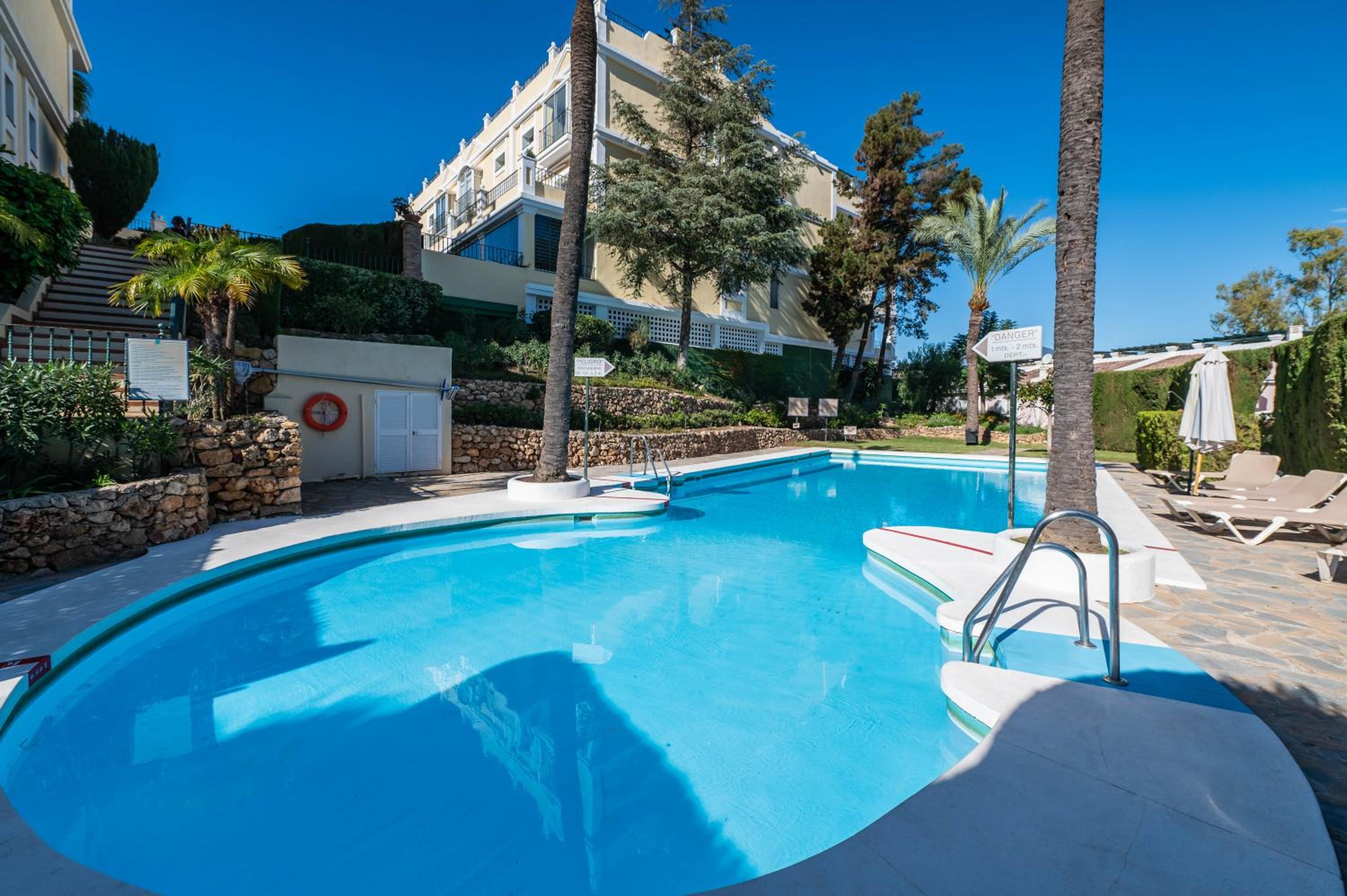 Calma House Aloha Gardens Marbella by VPS