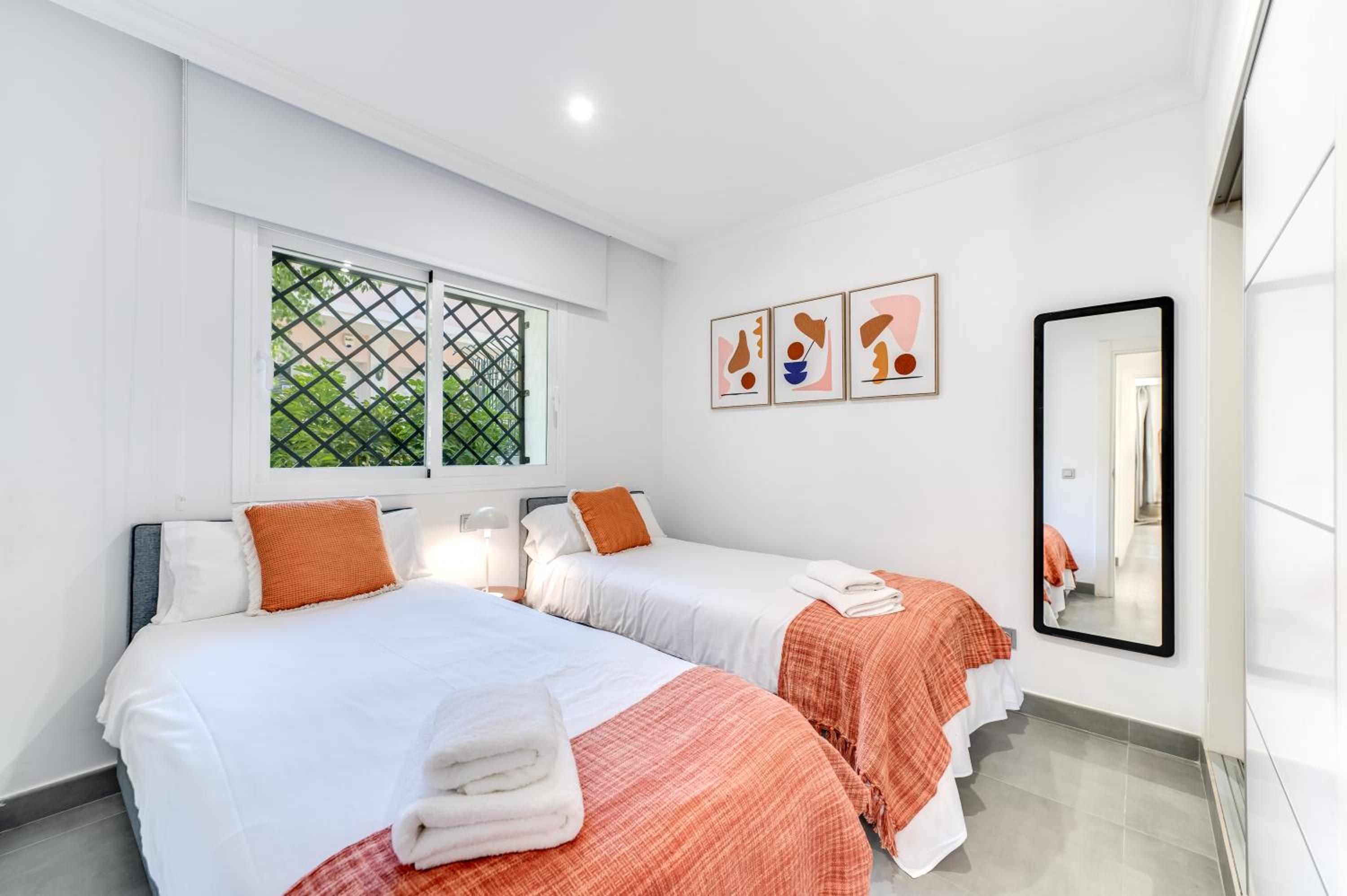 Calma House Aloha Gardens Marbella by VPS