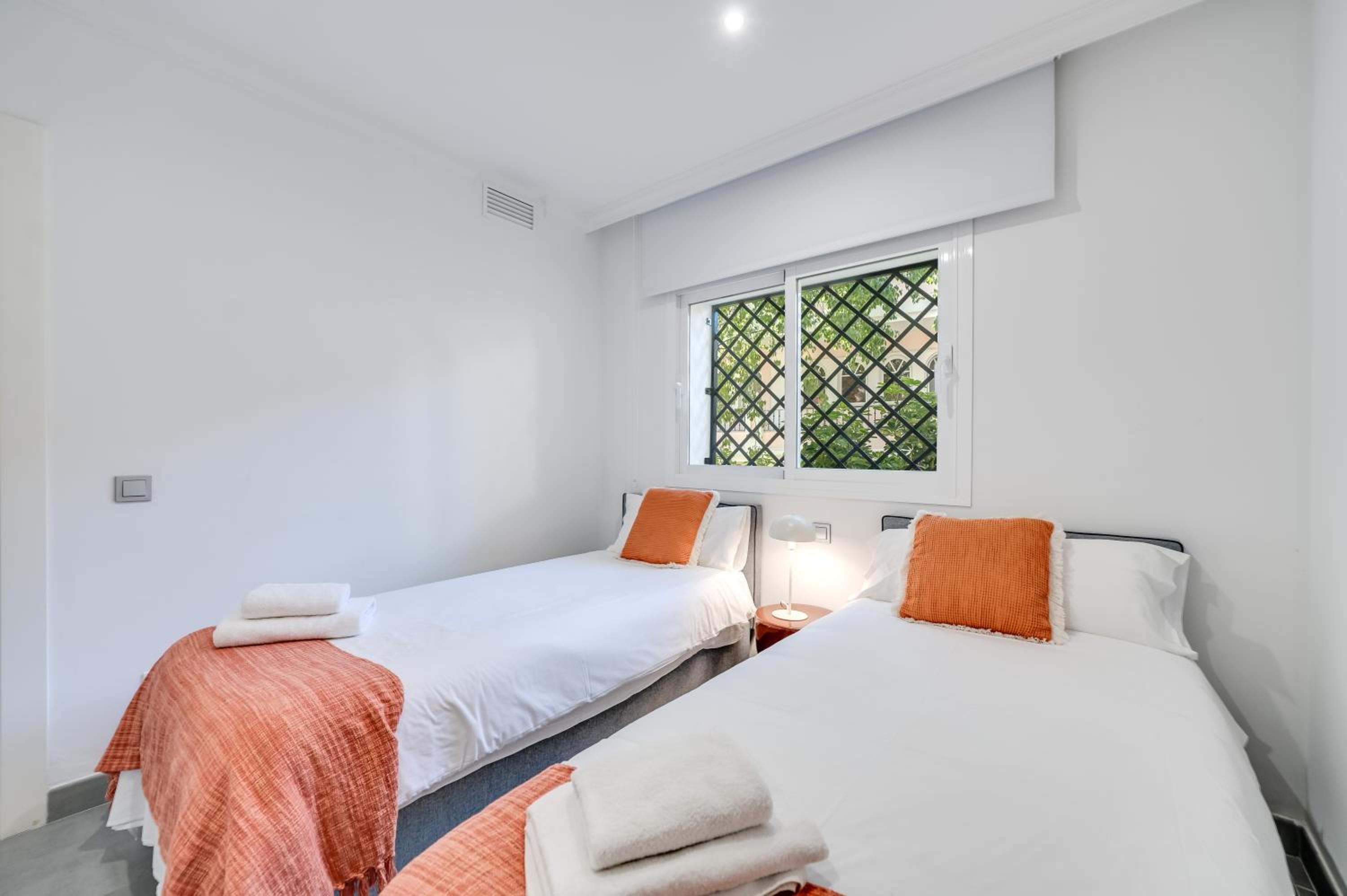 Calma House Aloha Gardens Marbella by VPS