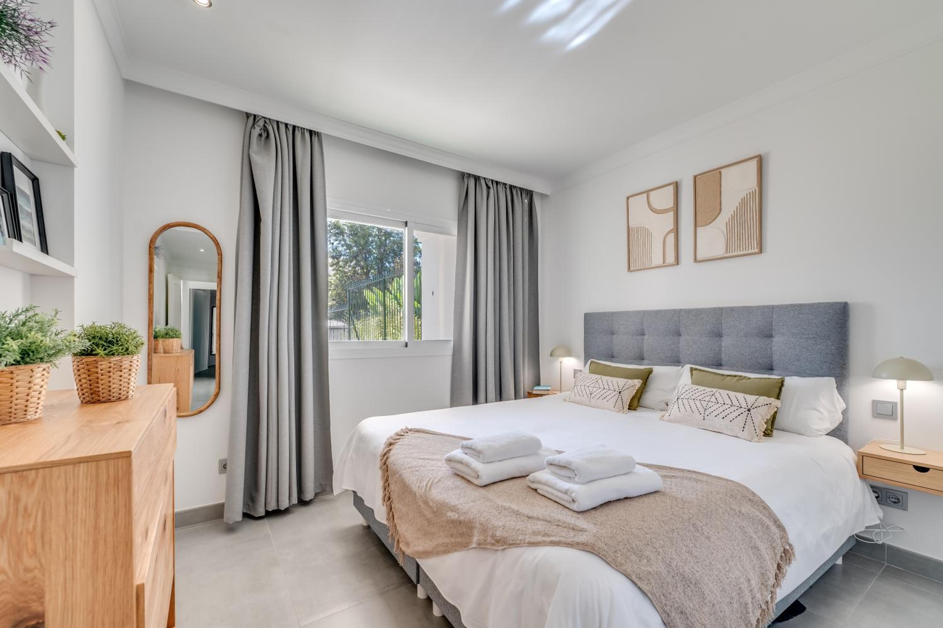 Calma House Aloha Gardens Marbella by VPS