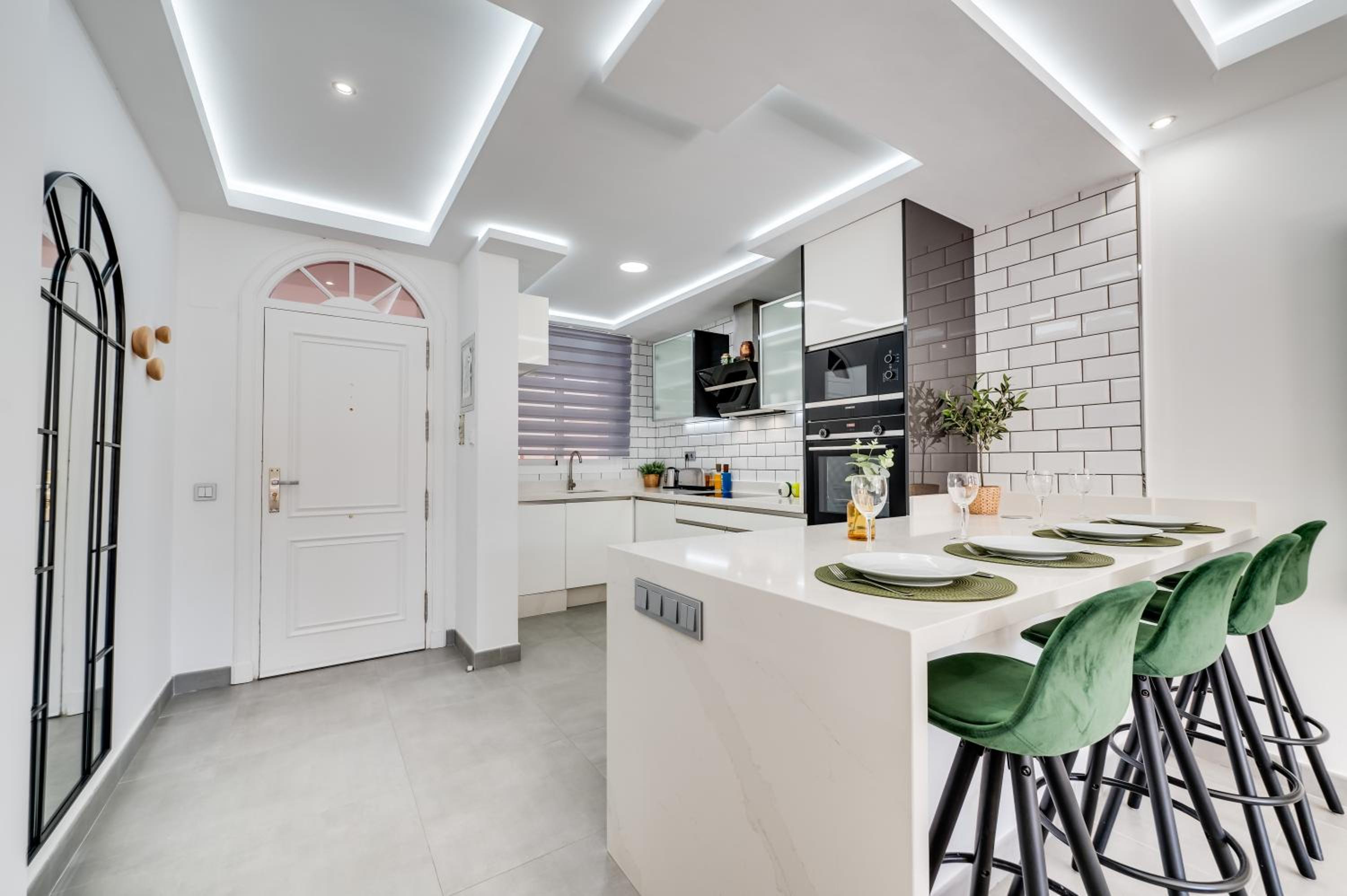 Calma House Aloha Gardens Marbella by VPS