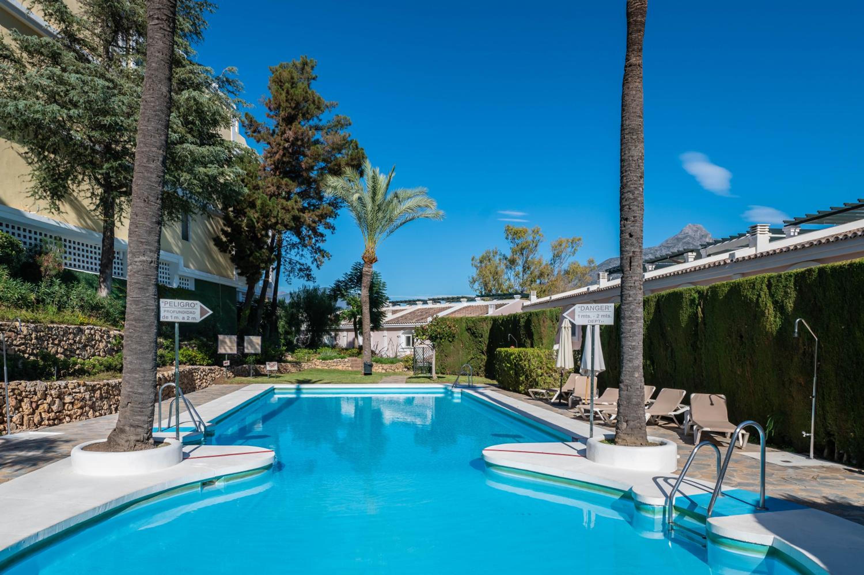 Calma House Aloha Gardens Marbella by VPS