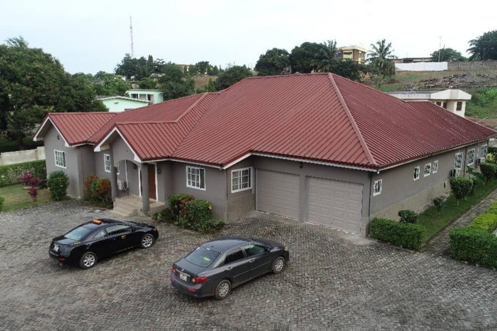 House for short term stay view 4
