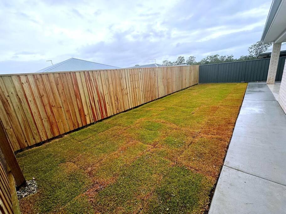 Brand New Fantastic Luxury 5 bedroom Home