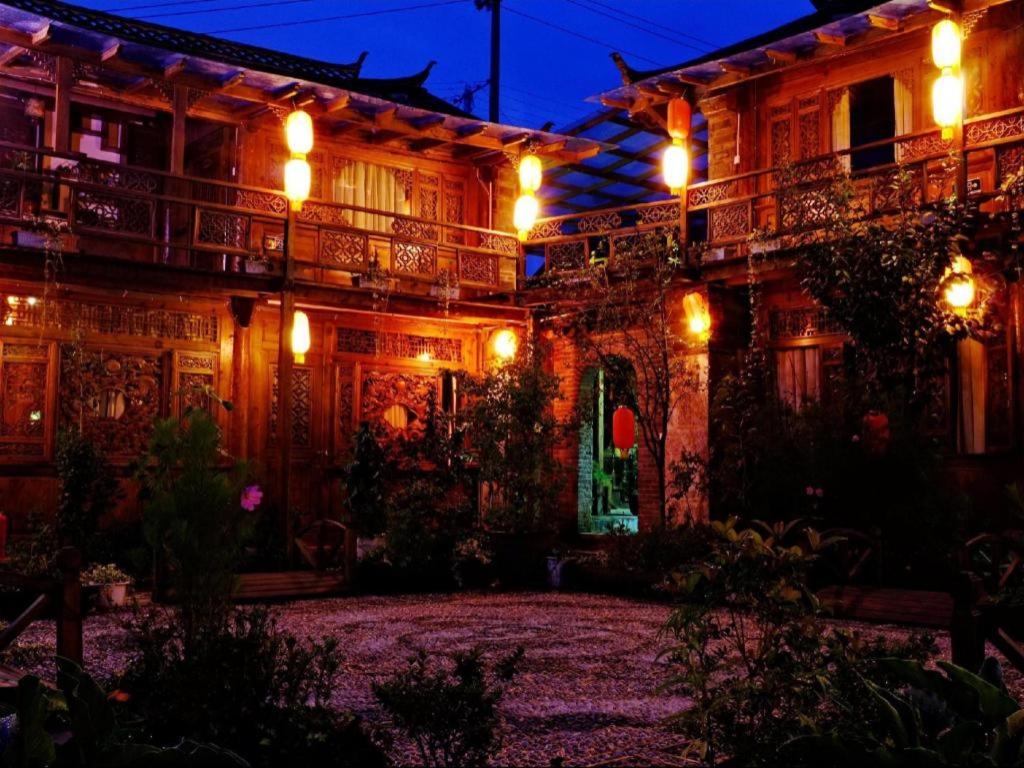 Lijiang Baisha Holiday Resort