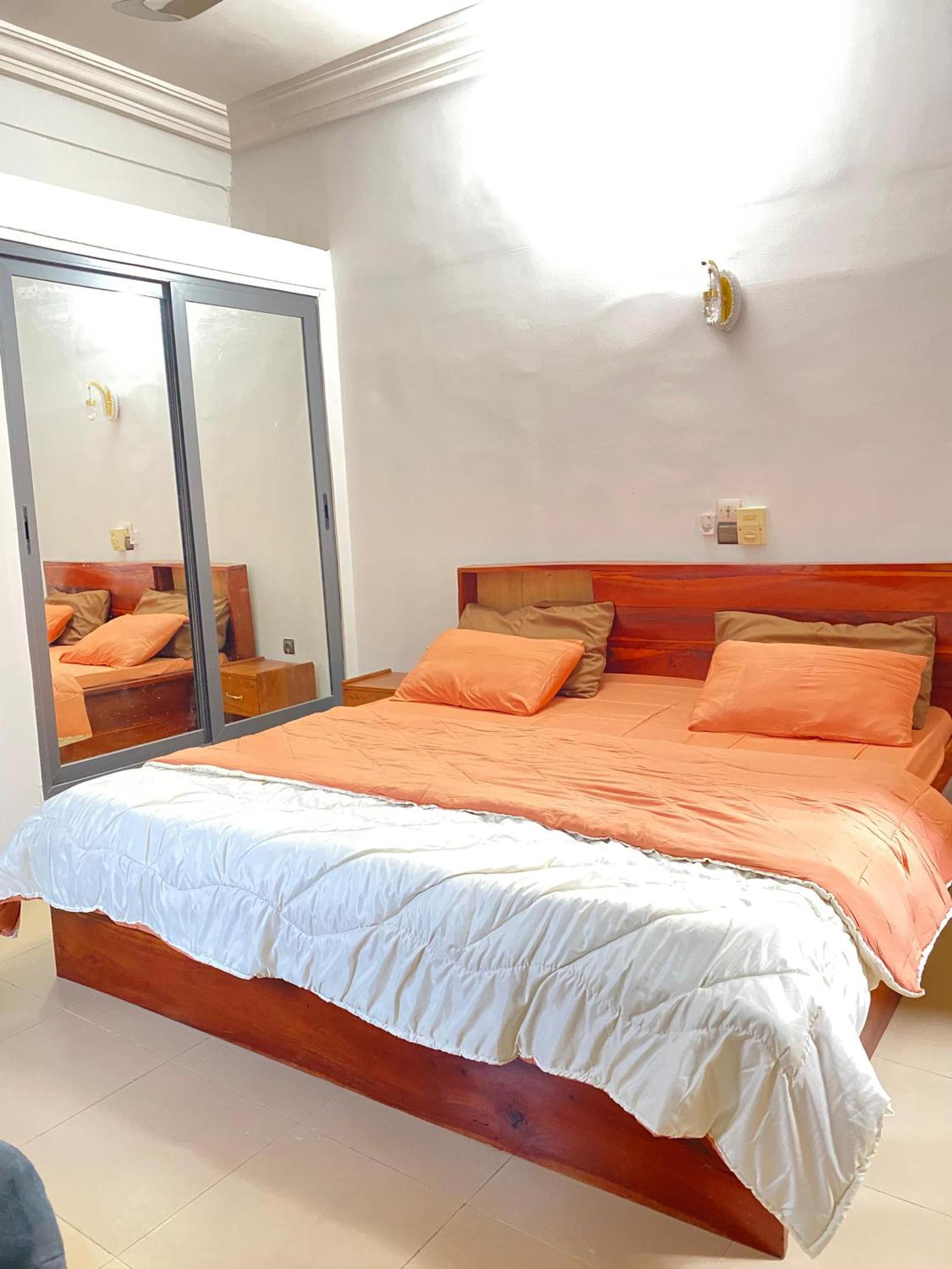 deux chambres et salon chez 198 à Porto Novo