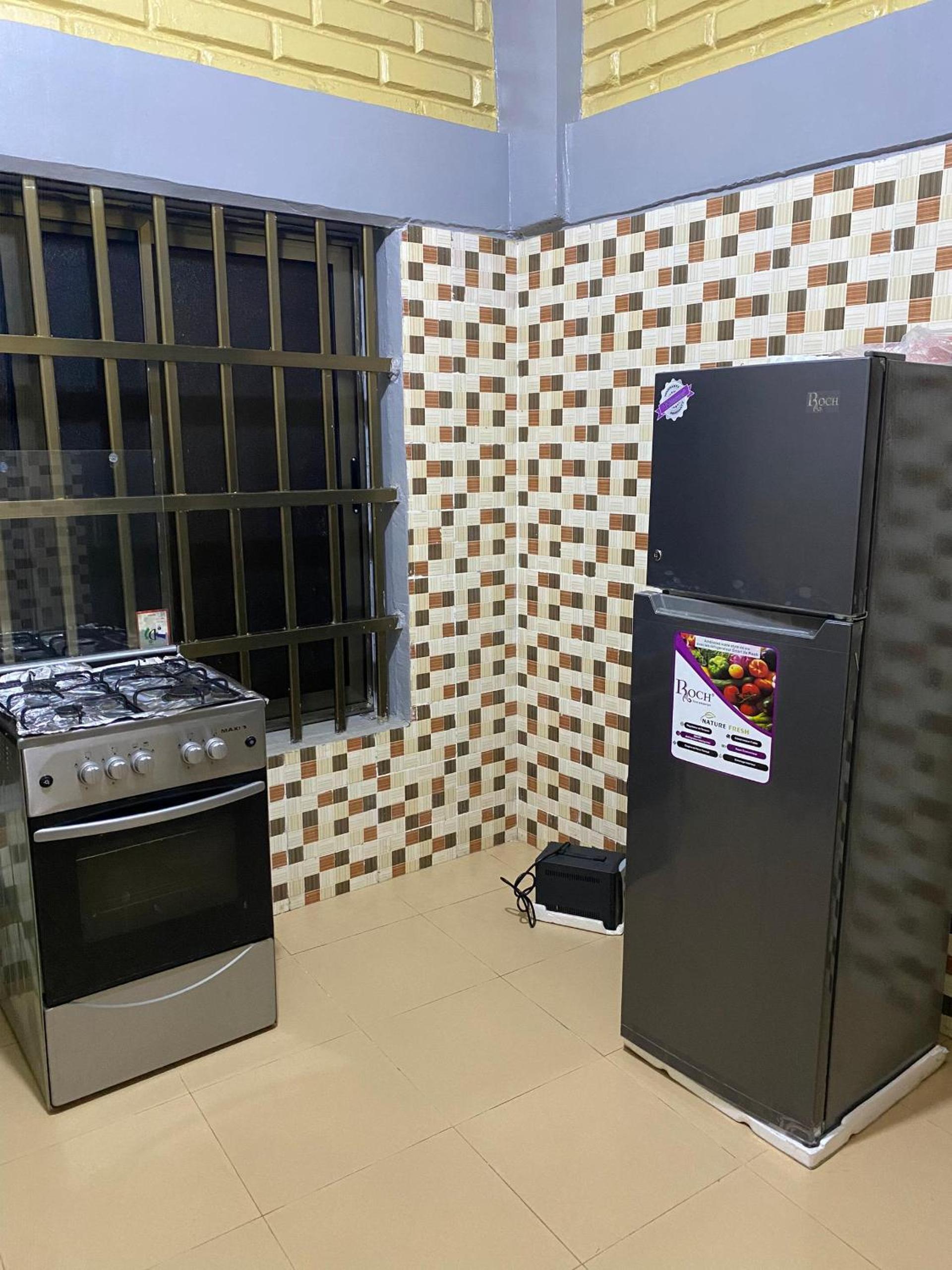 deux chambres et salon chez 198 à Porto Novo