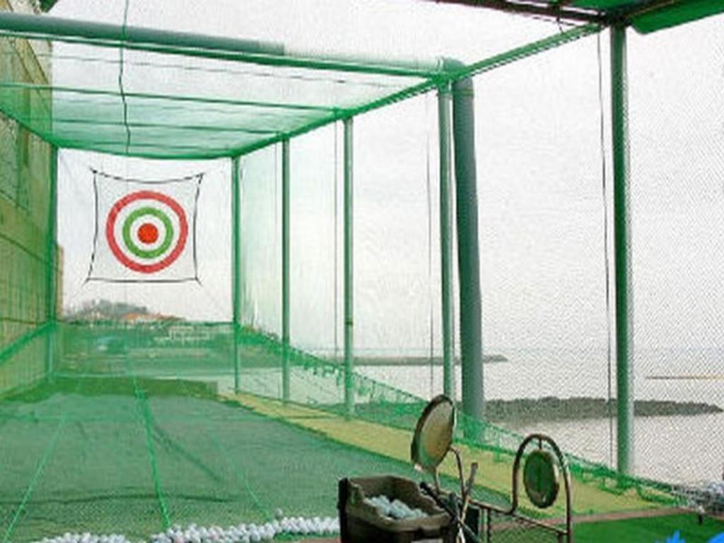 Human Valley Pension