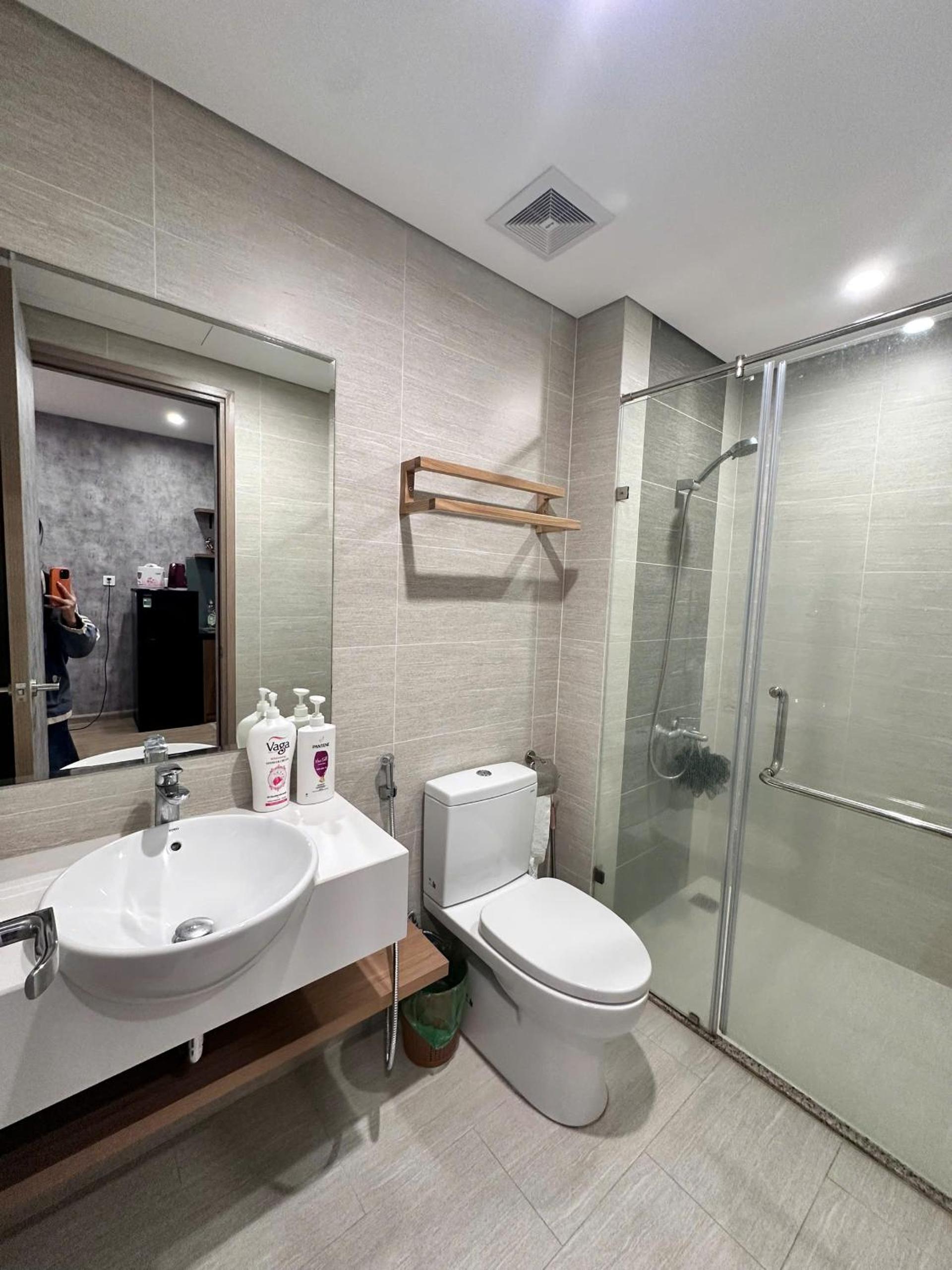 Vinhomes Smartcity- Căn hộ dịch vụ nguyên căn view 5