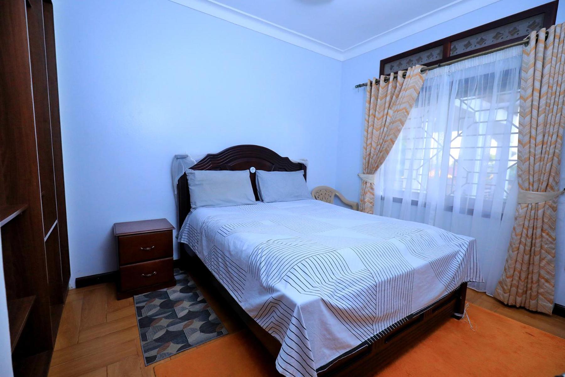 The Residence at Lunyo view 2