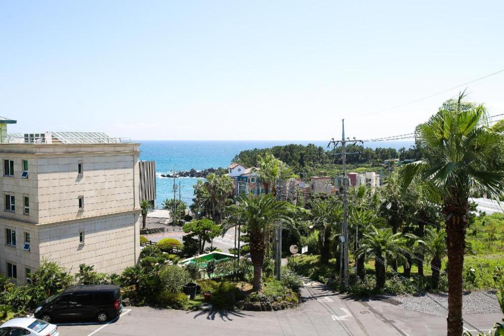 Port Avenue Hotel N Resort