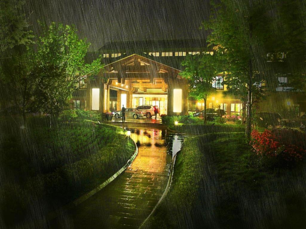 Oriental Spring Resort Dalian