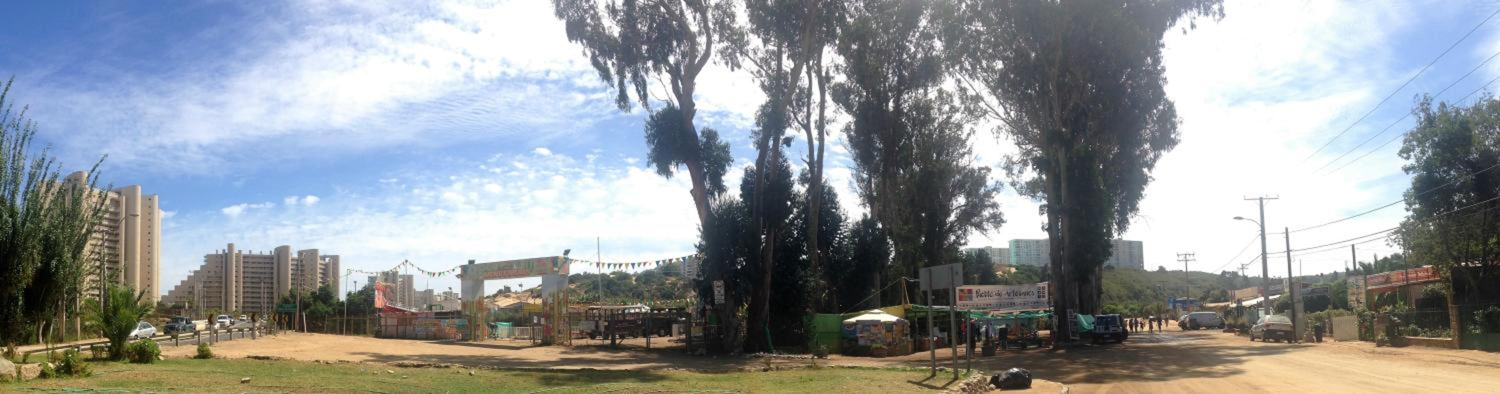 CASA con piscina temperada, tinaja y quincho próxima a Playa Sn Alfonso